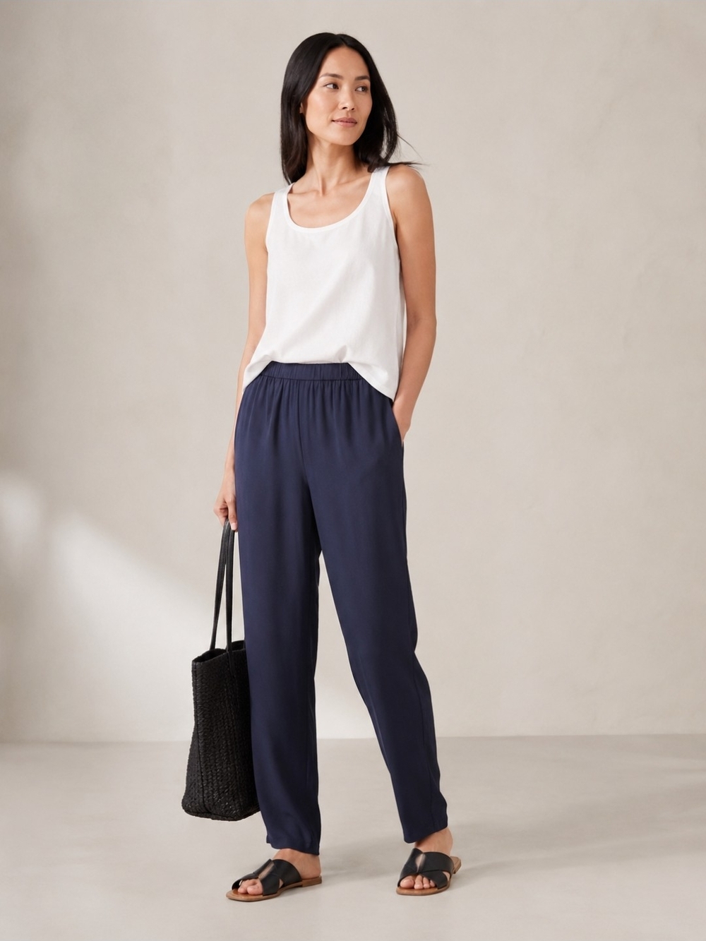 Eileen Fisher 100% Silk Pull-On Pants – Navy – Size Small Petite